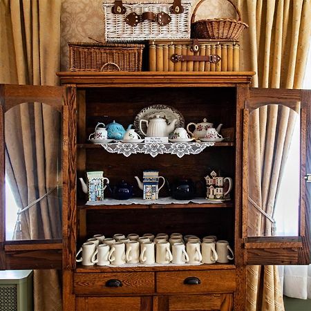 Centennial House Bed And Breakfast Northfield Bagian luar foto